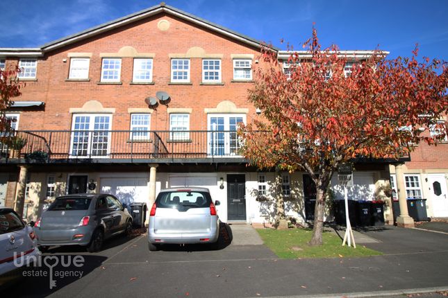 4 bedroom terraced house for sale
