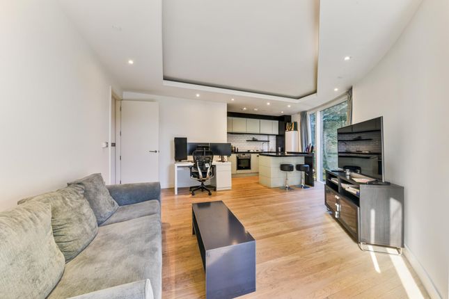 Park Vista Tower, 21 Wapping Lane... 2 bed apartment for sale