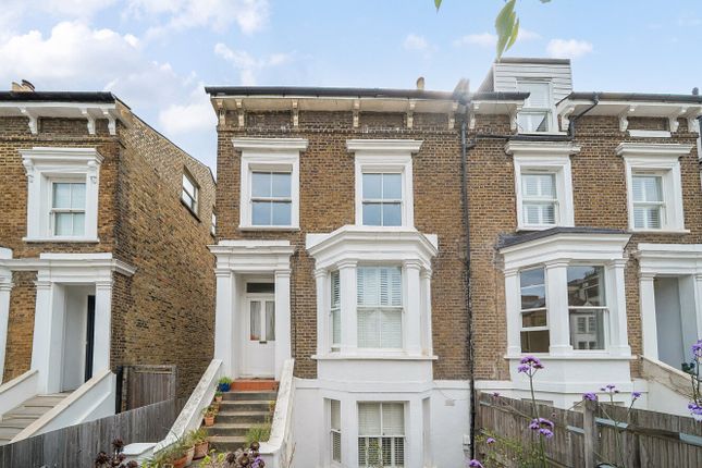 Martell Road, West Dulwich, London, SE21 2 bed flat for sale
