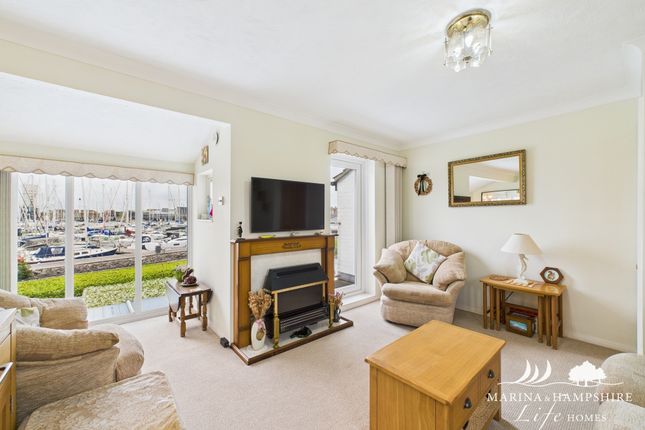 1 bedroom town house for sale