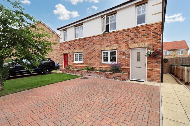 2 bedroom semi-detached house for sale