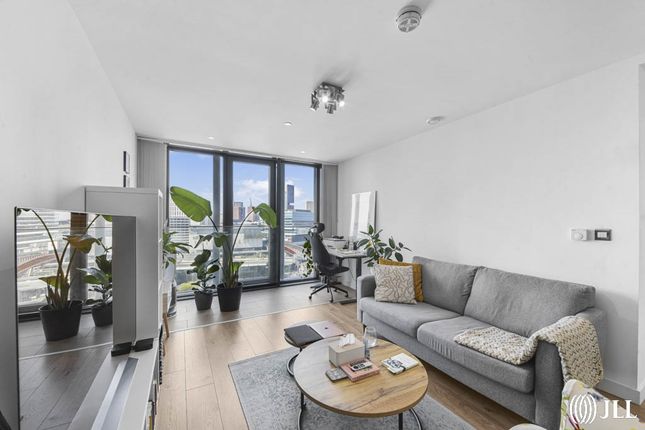 Stratosphere Tower, Great Eastern... 1 bed apartment for sale