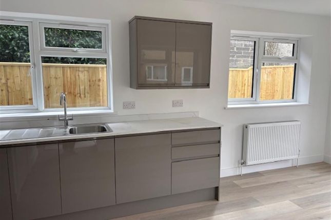 1 bedroom semi-detached house for sale
