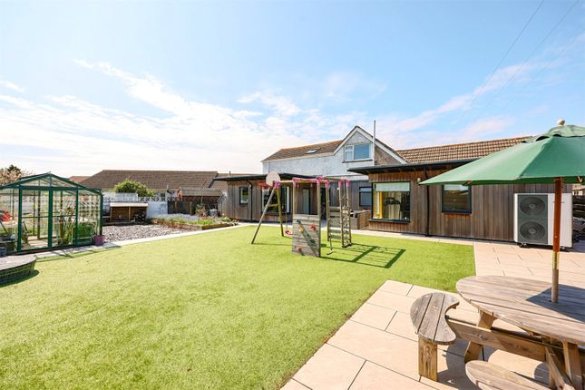 Cross Park, Cornwall PL11 4 bed detached house for sale