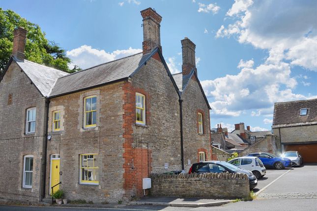 2 bedroom cottage for sale