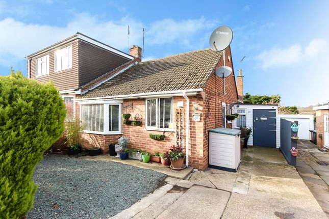 Pendered Road, Wellingborough NN8 2 bed semi