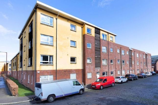 1 bedroom ground floor flat for sale