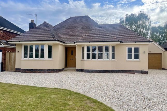 Bulkington Lane, Whitestone, Nuneaton 4 bed detached bungalow for sale