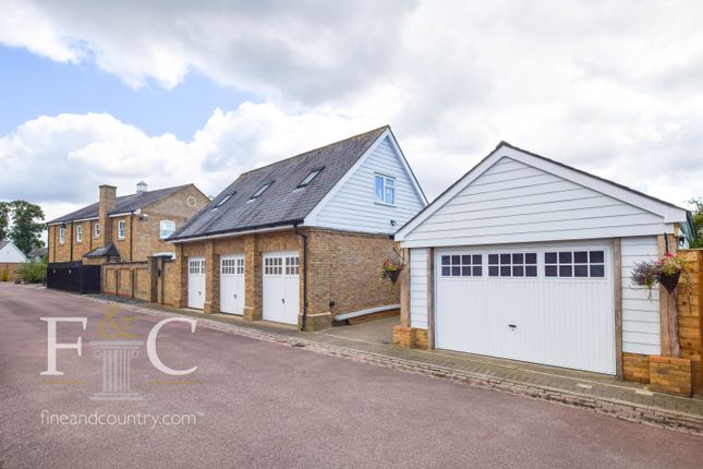 6 bedroom house for sale