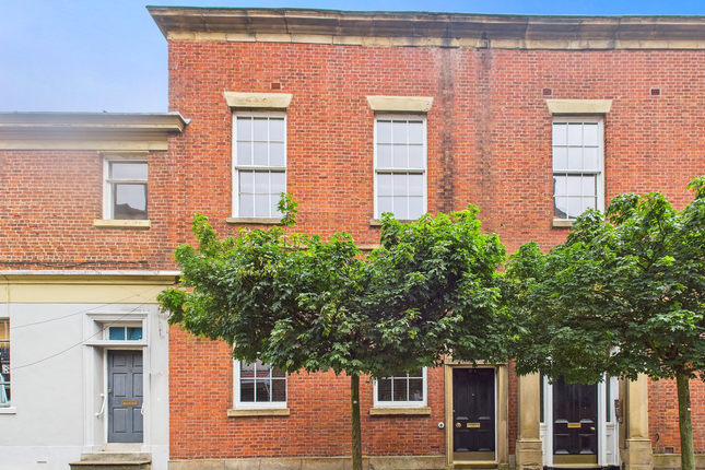 2 bed maisonette