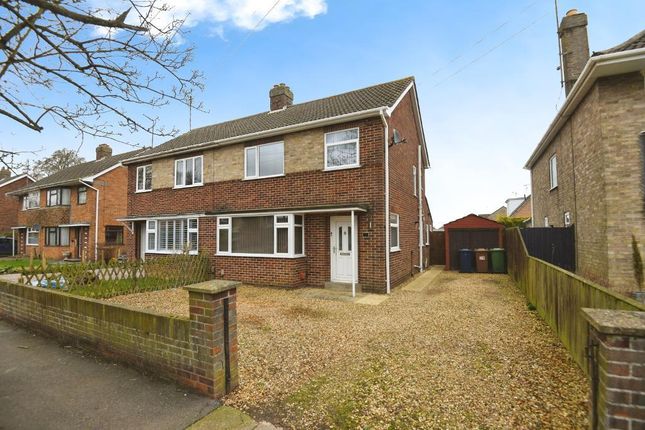 Mount Drive, Wisbech, PE13 2BQ 3 bed semi