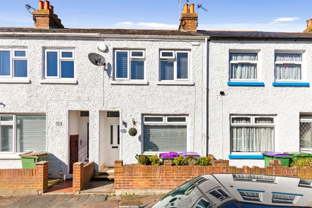 Burrow Road, Folkestone, CT19 2 bed terraced house for sale