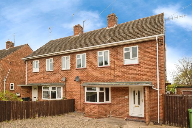 3 bed semi-detached house