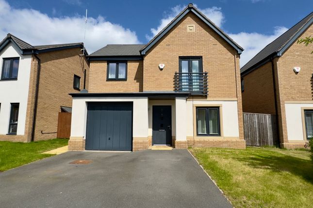 4 bed detached house