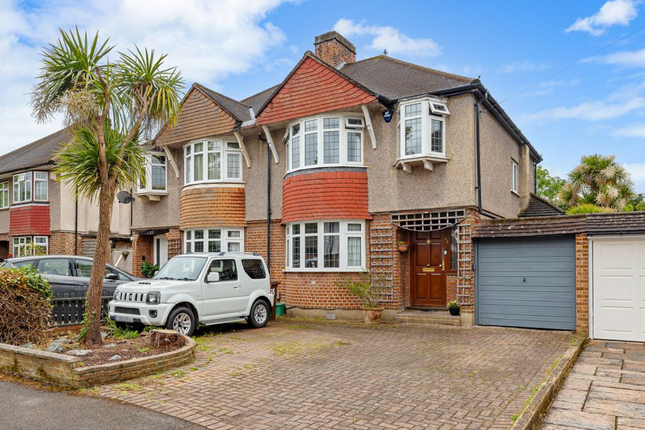 Ewell Park Way, Stoneleigh KT17 3 bed semi