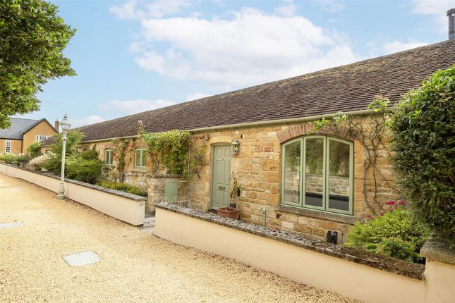 2 bedroom semi-detached bungalow for sale