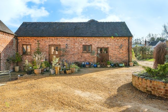 2 bedroom barn conversion for sale
