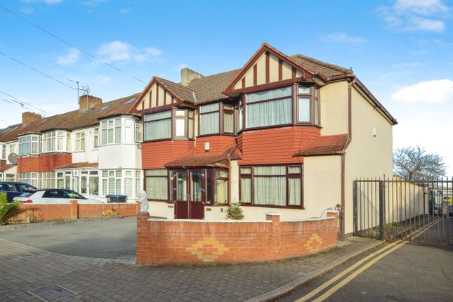 5 bed end terrace house