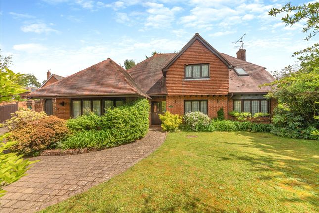 4 bed detached house