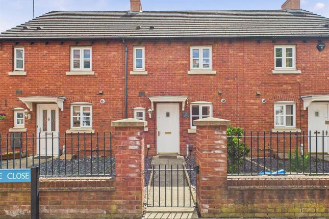Ferndale Close, Longlevens, Gloucester 2 bed terraced house for sale