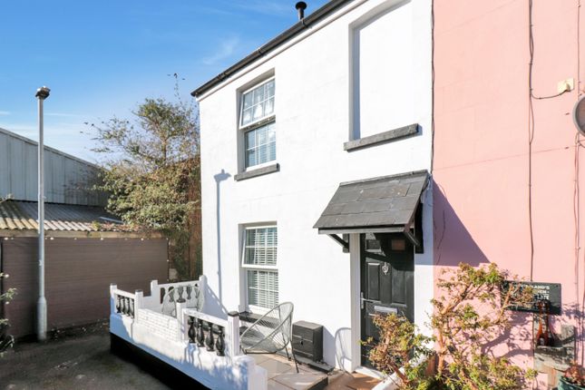 2 bed end terrace house