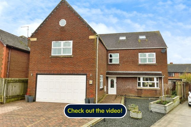 Rise Close, Long Riston, Hull, HU11 5JE 5 bed detached house for sale