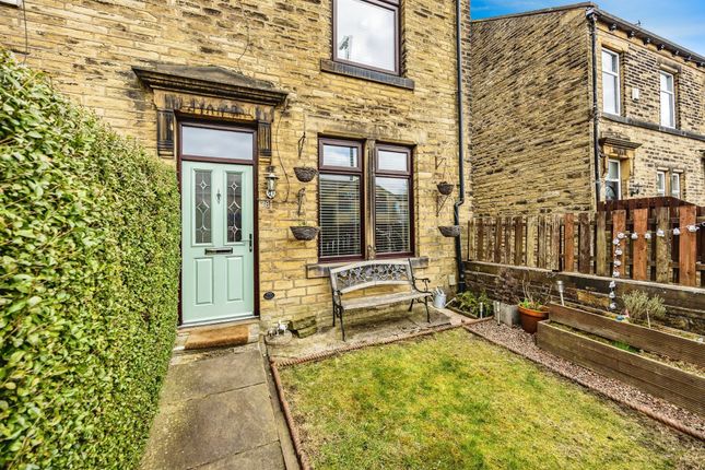 3 bed end terrace house