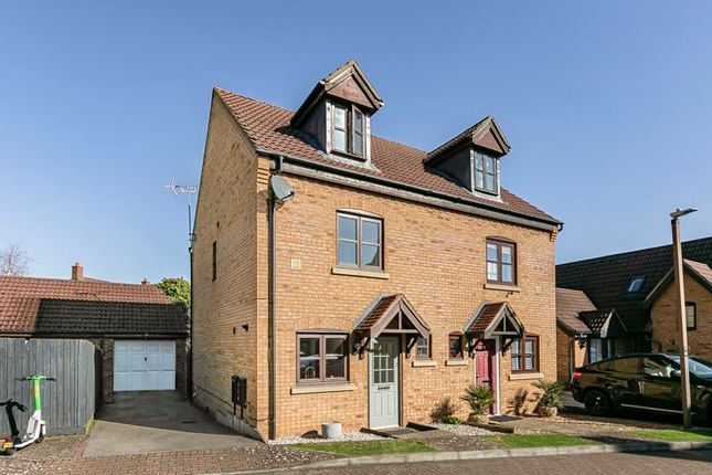 Berrington Grove, Milton Keynes 3 bed semi