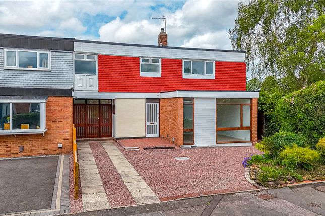 4 bedroom end of terrace house for sale