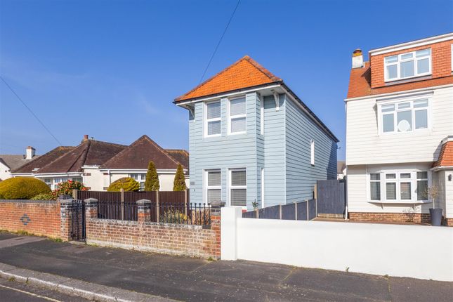 3 bed detached house