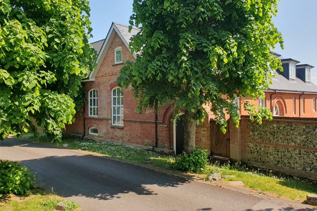 Stratton Road, Winchester, Hampshire... 3 bed semi