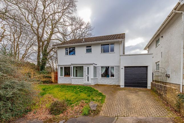 4 bed detached house
