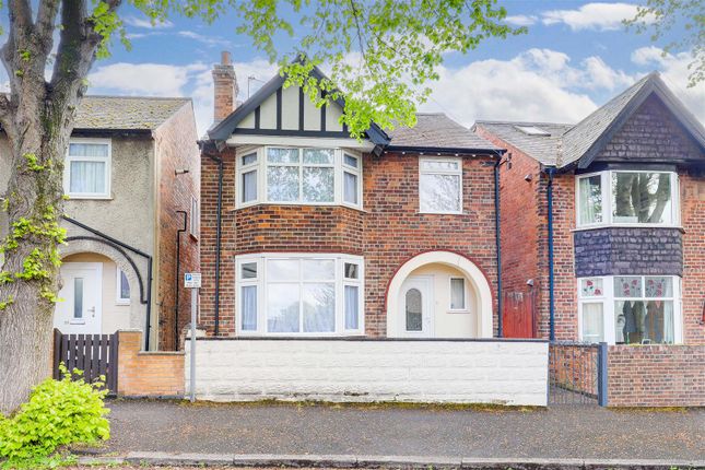 3 bed detached house