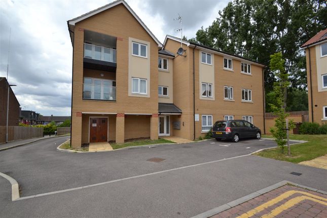Bakery Close, Romford 2 bed apartment for sale