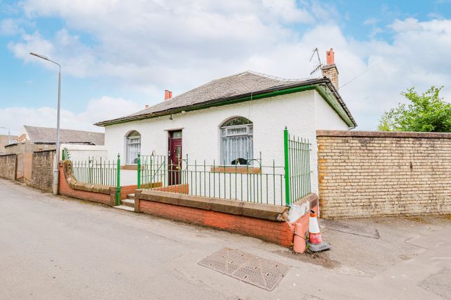 2 bed detached bungalow