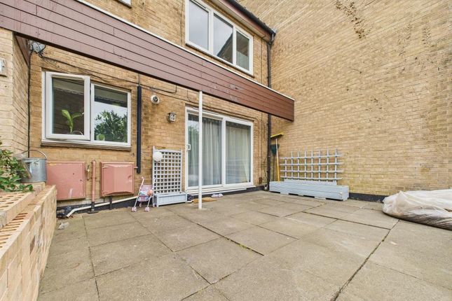 2 bed flat