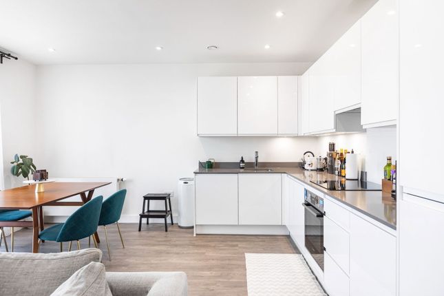 2 bed flat