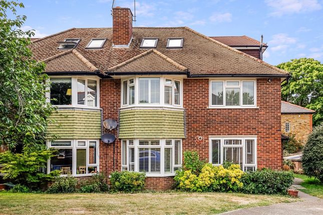 Beaulieu Close, East Twickenham TW1 2 bed maisonette for sale