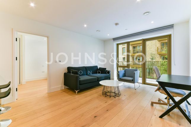 Jasmine House, Brentford, TW8 2 bed apartment for sale