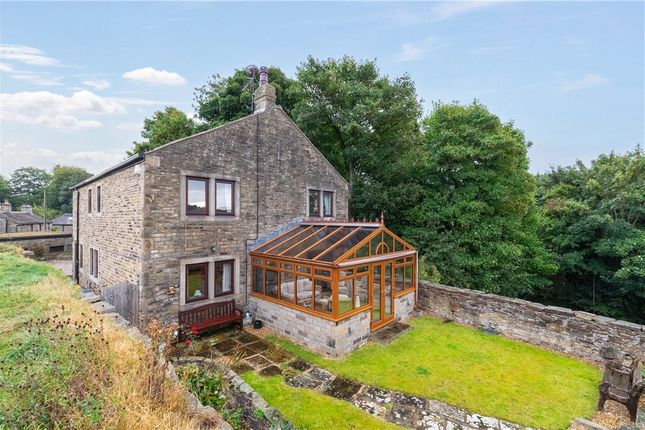 Kildwick, North Yorkshire, BD20 5 bed detached house for sale