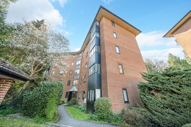 Glen Eyre Road, Bassett, Southampton... 2 bed flat for sale