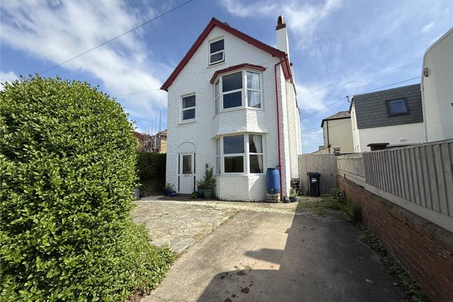 4 bed detached house