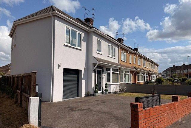 5 bedroom end of terrace house for sale