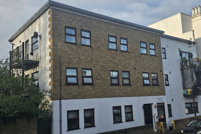 Carswell Road, London, SE6 2 bed apartment for sale
