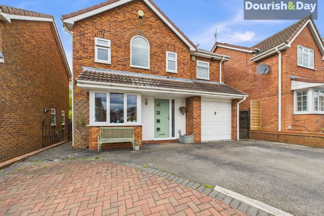Hoskings Close, Stone ST15 4 bed detached house for sale