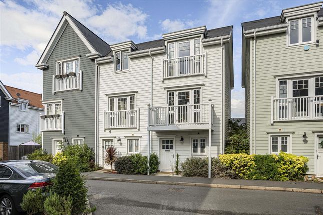 Maine Street, Reading 4 bed townhouse for sale