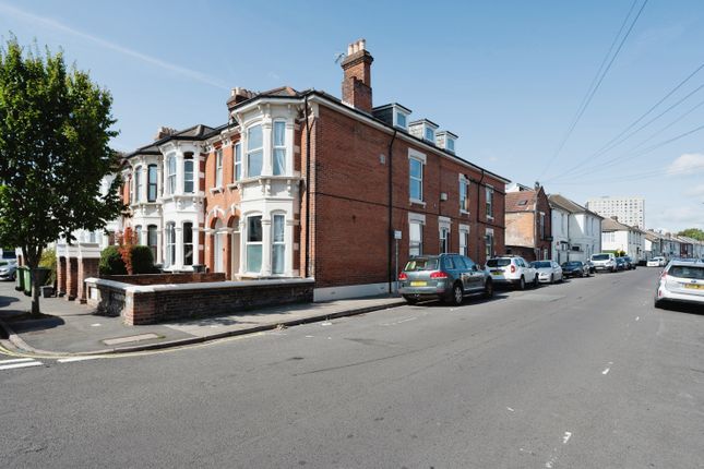 9 bed terraced house