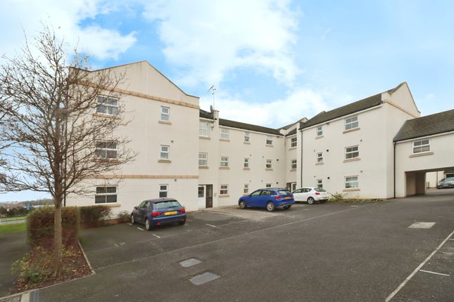 2 bedroom ground floor flat for sale