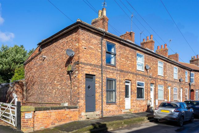 2 bedroom end of terrace house for sale
