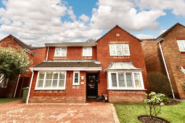 Pontllanfraith, Blackwood, NP12 4 bed detached house for sale